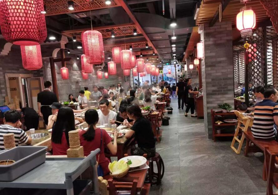 松滋開火鍋加盟店如何經(jīng)營才火？