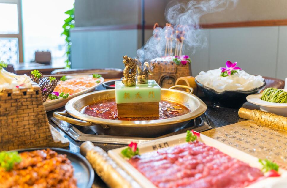 虎林開(kāi)火鍋加盟店，開(kāi)在小區(qū)門(mén)口合適嗎？