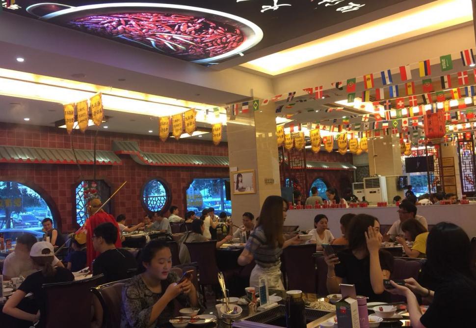 大石橋開火鍋加盟店，要掌握這三個(gè)賺錢要素！