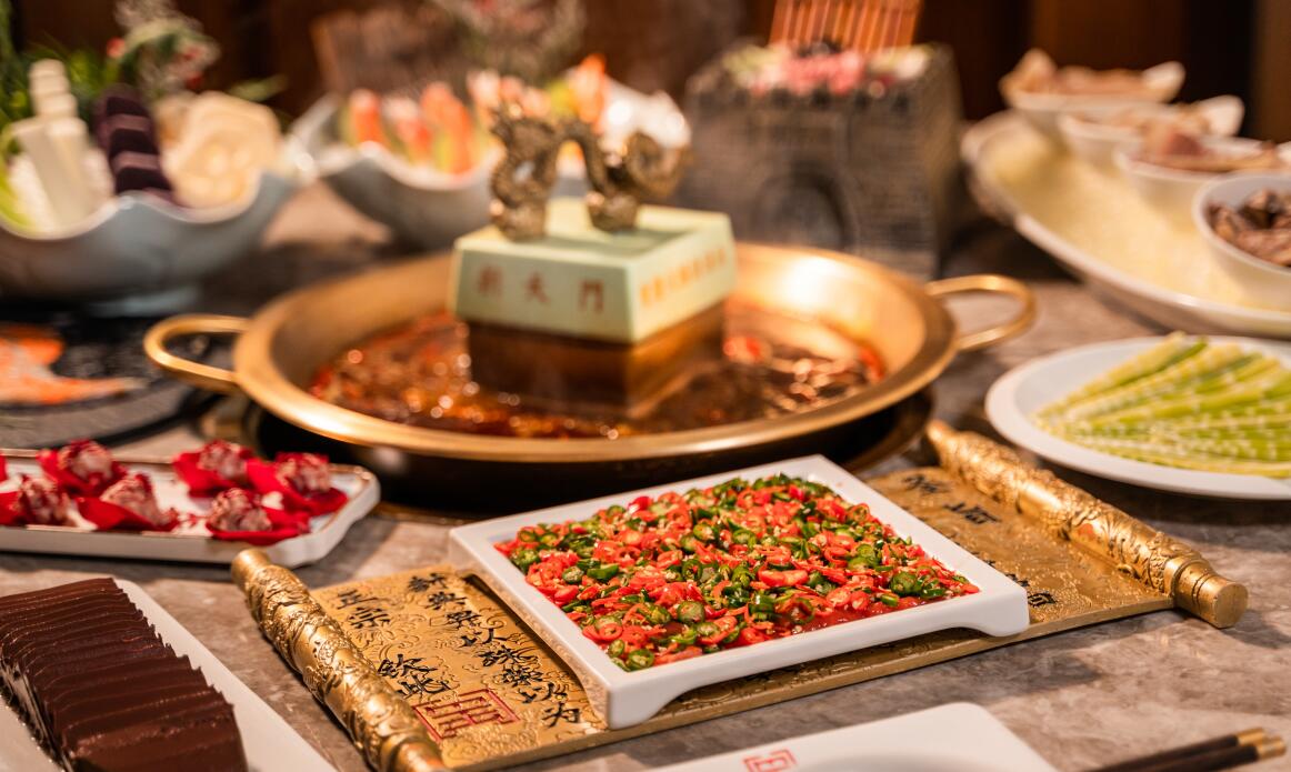 吃腦補(bǔ)腦？腦花這有爭議的火鍋菜品，為何都在大搶著點(diǎn)單？