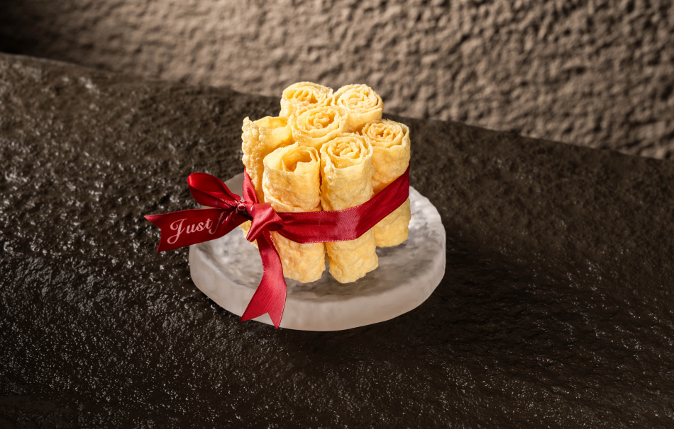 火鍋菜品，牛肥牛配上響鈴卷，讓們生意一下火了！